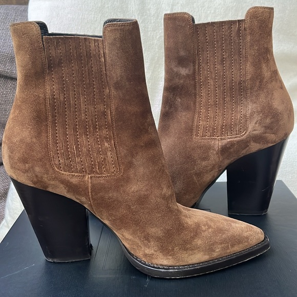 Saint Lauren- CHELSEA BOOTIES WITH A POINTED TOE - Picture 2 of 14